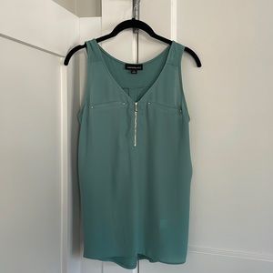 Fortune + Ivy Lighton Zip Detail Mixed Material Blouse. Green, Size Medium